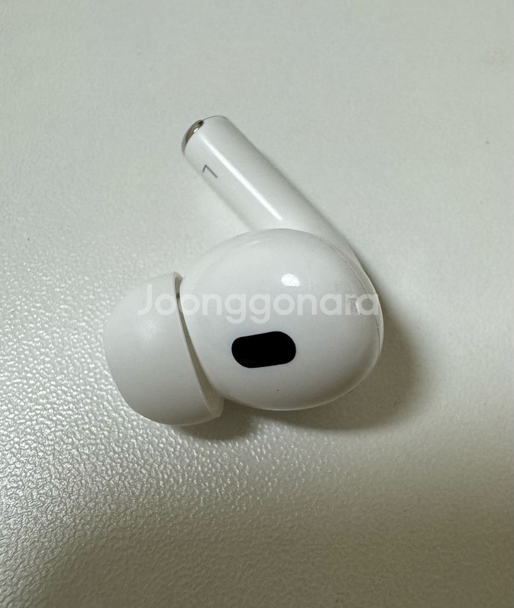 에어팟 프로 2세대 USB-C 팝니다--5
