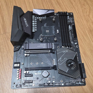 기가바이트 x570 AORUS ELITE WIFI 메인보드 X570A