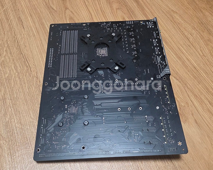 기가바이트 x570 AORUS ELITE WIFI 메인보드 X570A--1