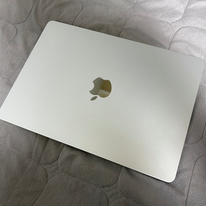 맥북 에어 M2 실버 8GB/256GB