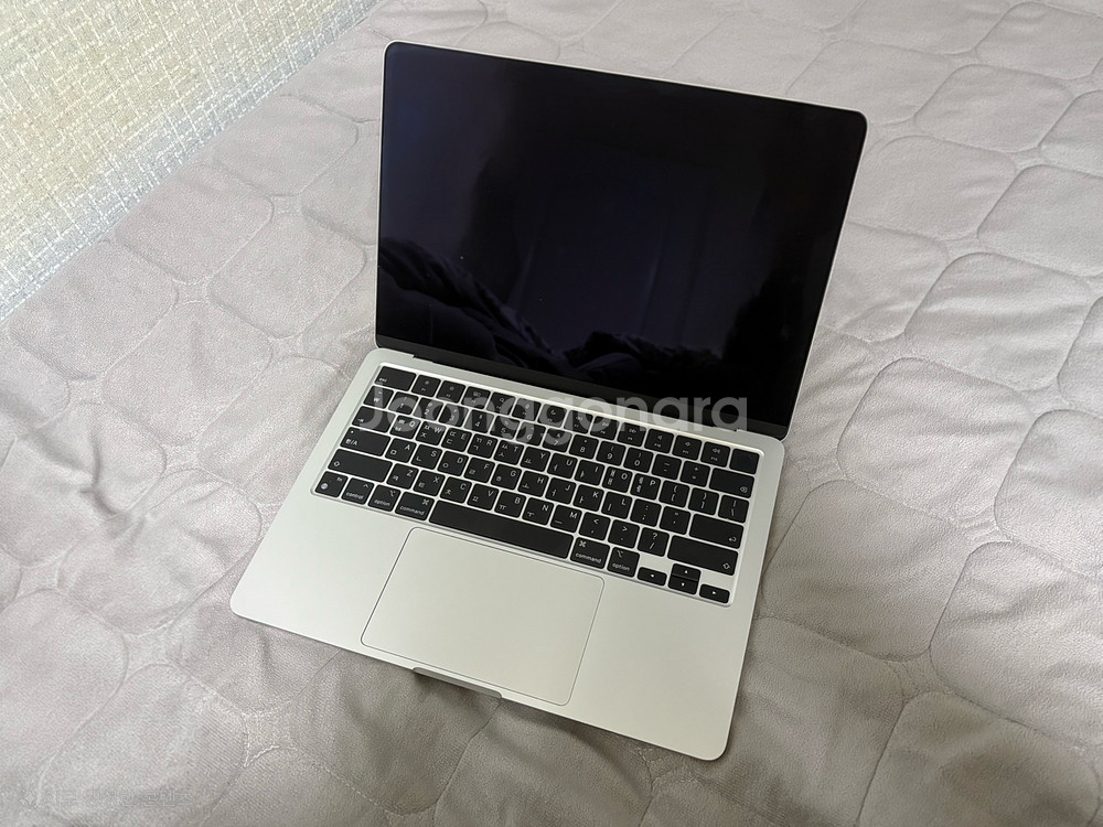맥북 에어 M2 실버 8GB/256GB--2