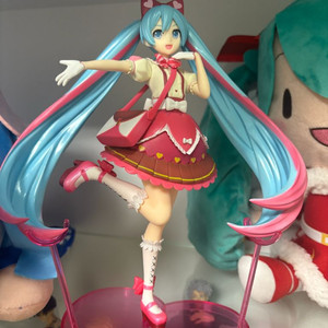 세가 하츠네 미쿠 프리미엄 리본하트 피규어