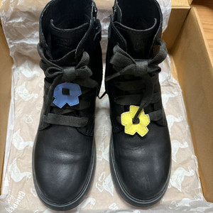 캠퍼 여아가죽부츠 EU35