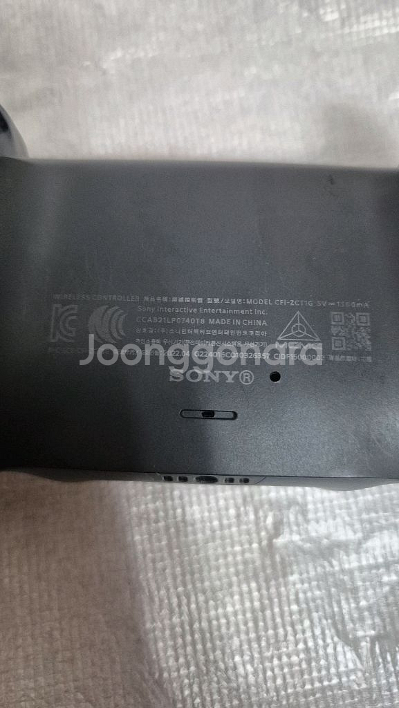 (PS5) 듀얼센스 블랙 + 소니정품 충전 거치대--2