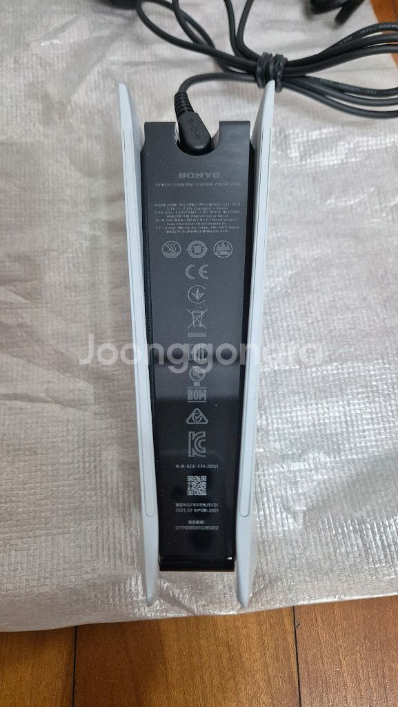 (PS5) 듀얼센스 블랙 + 소니정품 충전 거치대--3