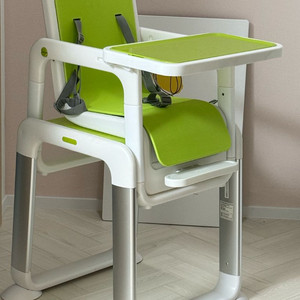 유아식탁의자