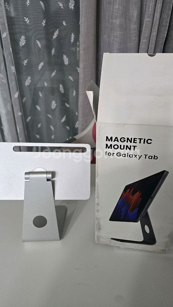 NEEKE 갤럭시 탭 s7,s8 마그네틱 스탠드입니다(실버)--3