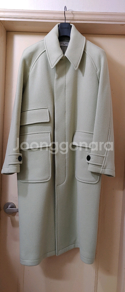 애프터프레이 투어리스트 발마칸코트 팝니디--5