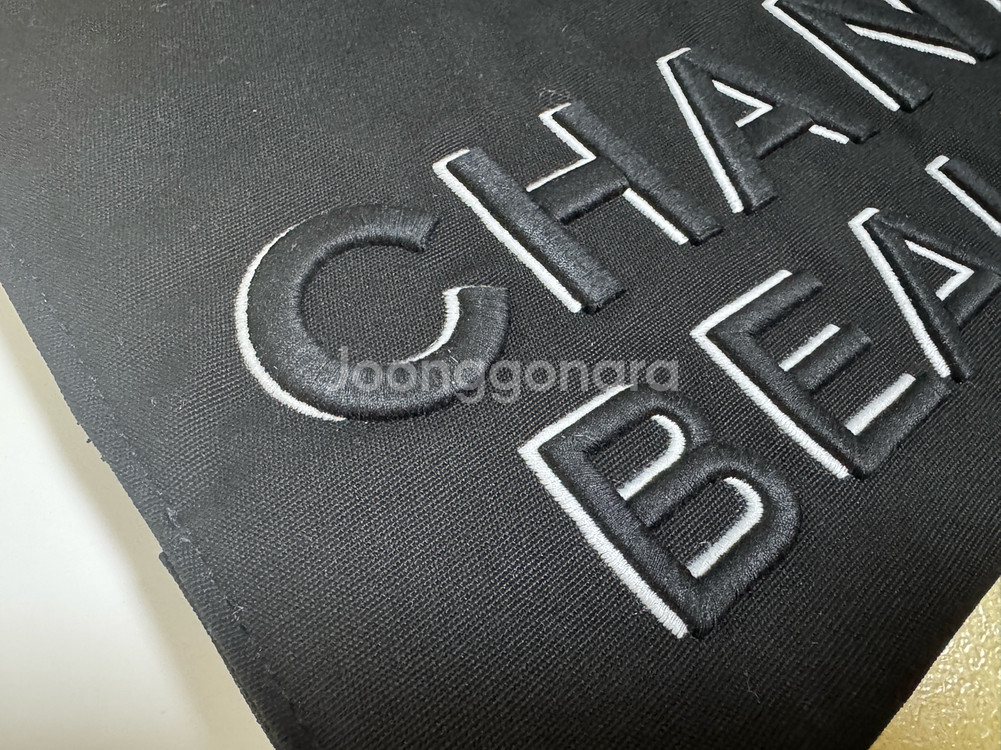 샤넬 뷰티 파우치 블랙--1