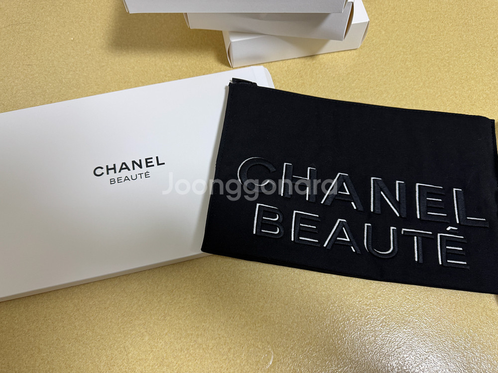 샤넬 뷰티 파우치 블랙--0