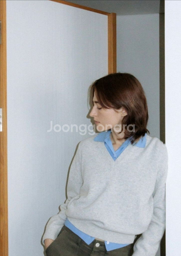 문달 딥 브이넥 니트 - 멜란지 그레이 / M--6