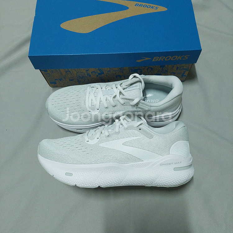 브룩스 남성 러닝화 고스트맥스1 새것 255 팝니다/글리세린/아드레날린/런닝화--1
