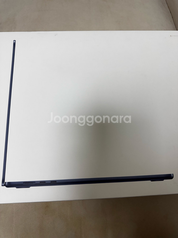 맥북에어 m4 15인치 미드나잇 16gb 256gb 팝니다--0