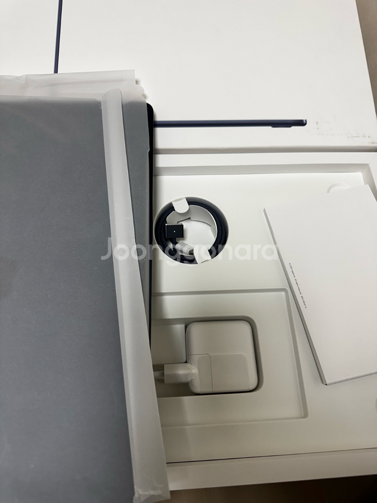 맥북에어 m4 15인치 미드나잇 16gb 256gb 팝니다--1