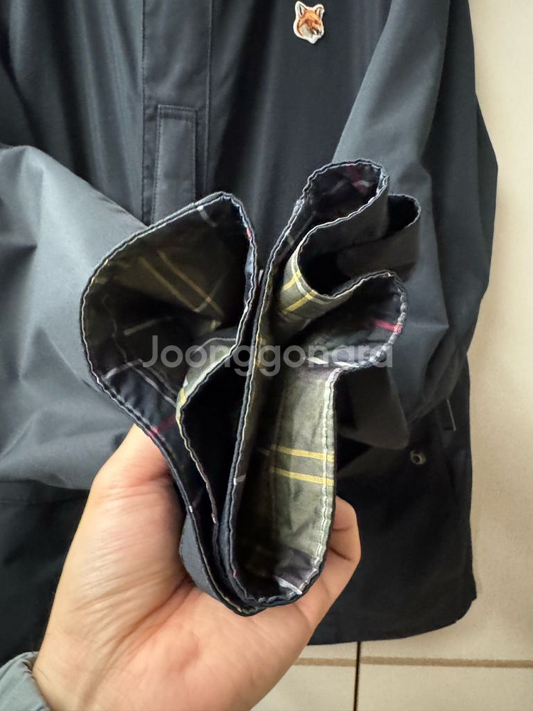 바버X메종키츠네 밀리터리 리버시블 워터프루트 자켓--3