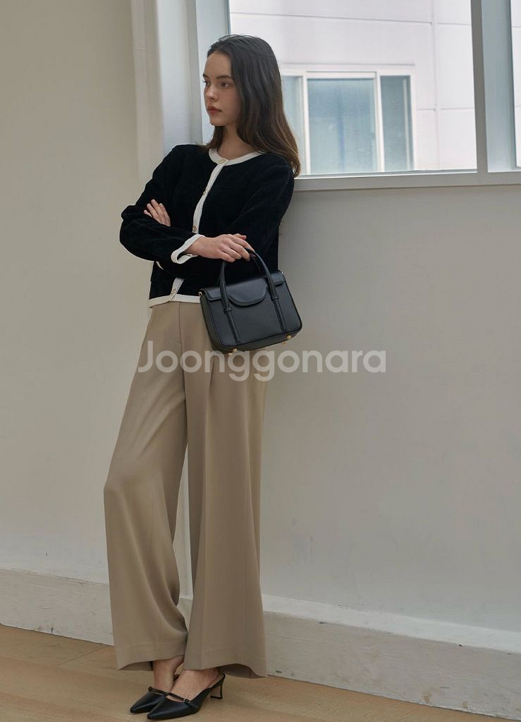 엘로주 elloge 아바 니트 가디건 블랙 콤비--0