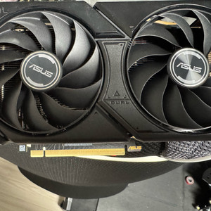 DUAL GeForce RTX 4070 OC 그래픽카드 팝니다