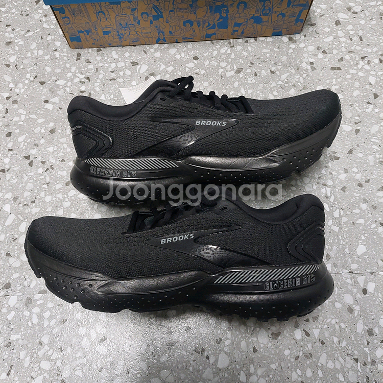 브룩스 남성 러닝화 글리세린GTS 21 새제품 250 팝니다/ 런닝화 아드레날린--5