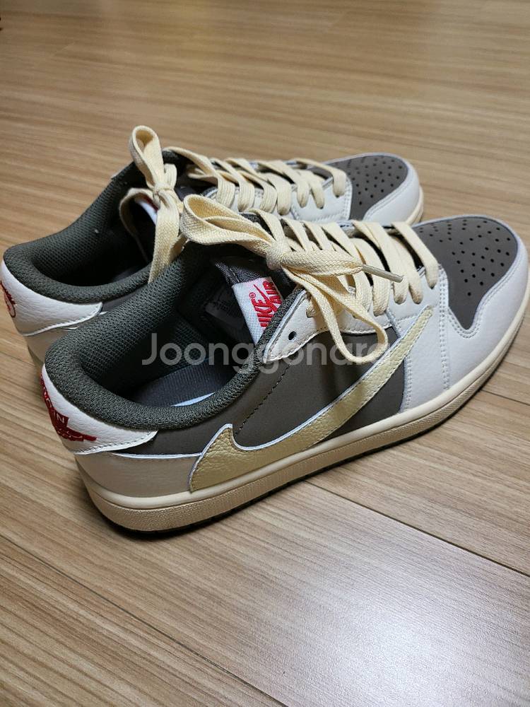 나이키 스캇 리버스모카--1