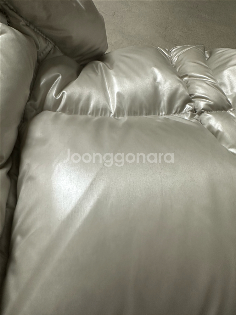 헤리티지플로스 패딩 21fw 크림색상--6