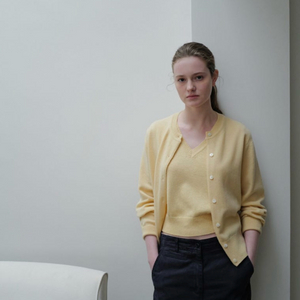 낫띵리튼 Emitt wool round cardigan (Yellow)