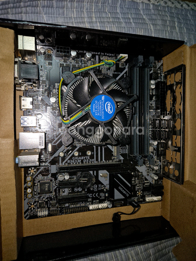 i7 9700f+기가바이트 b365m--0