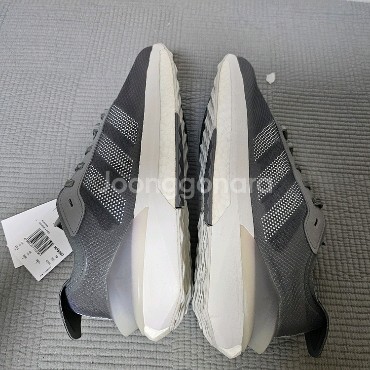 아디다스 부스트 런닝화 AVRYN--6