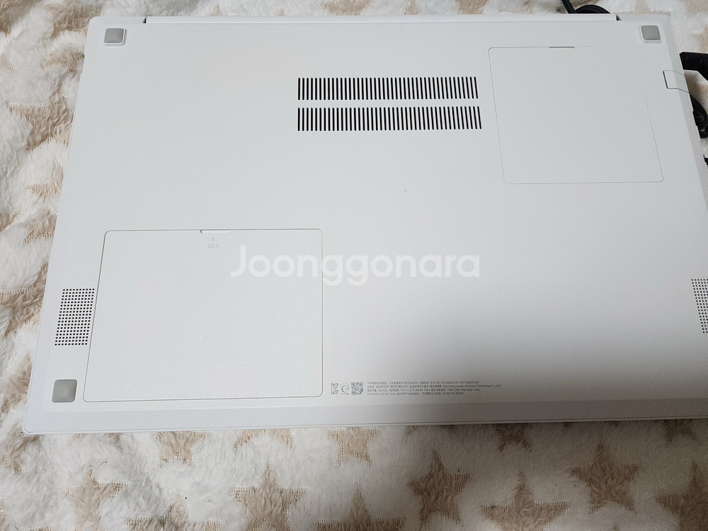 삼성노트북 NT550XDA. CPU celeron 6305. SSD250G--2