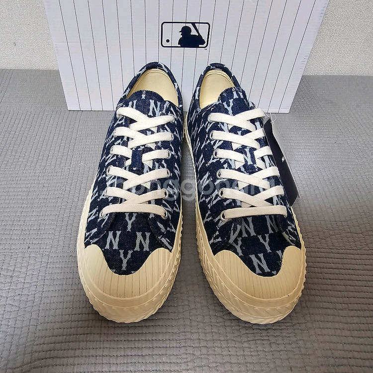 MLB 청키 운동화 뉴욕양키스--3