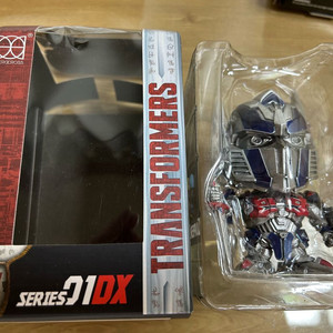 cgv 트랜스포머 기사 옵티머스 프라임 피규어