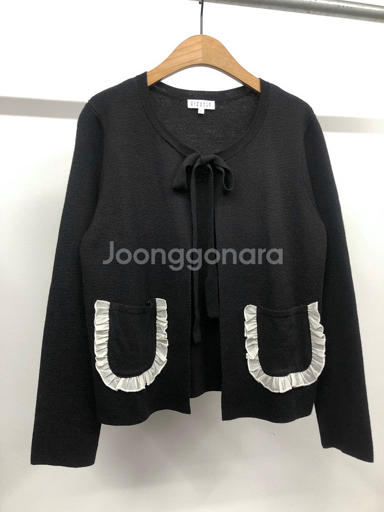 프랑스 끌로디피에로 리본 프릴포켓 가디건 1사이즈--1