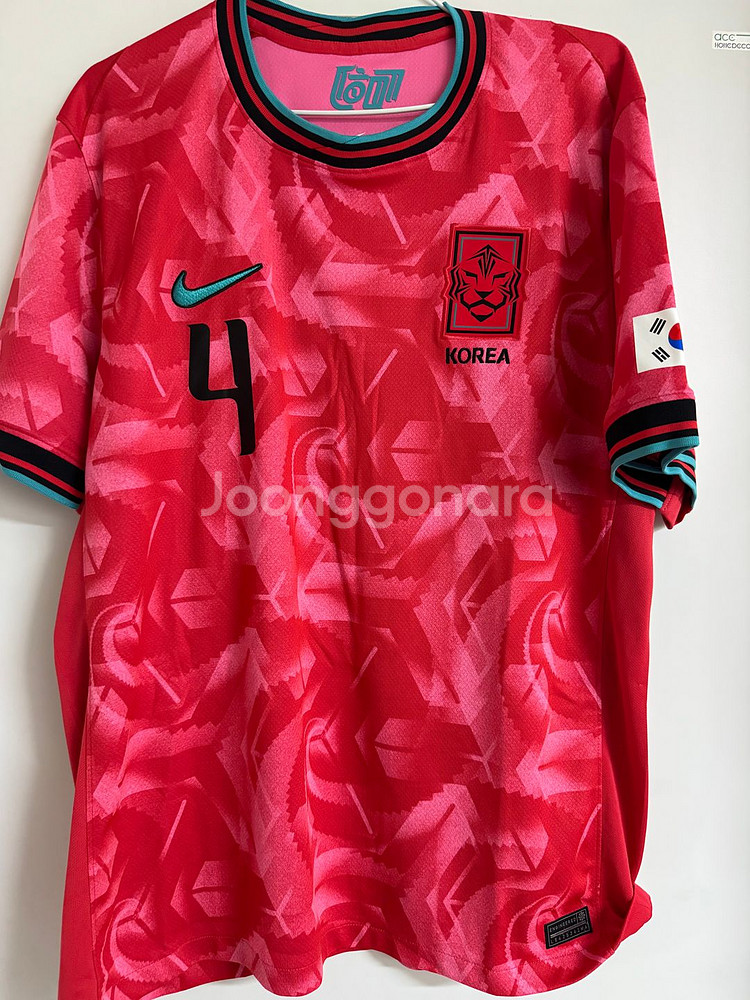 24/26 국대 유니폼 2XL 김민재 마킹 판매합니다.--0