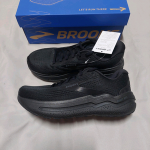 브룩스 남성 러닝화 고스트맥스2 2종 새제품 여러사이즈/ 글리세린 아드레날린 고스트 런닝화