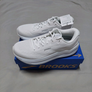 브룩스 여성 러닝화 고스트맥스2 2종 새제품 여러사이즈/ 글리세린 아드레날린