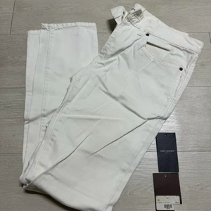 [32] 생로랑 퍼머넌트 화이트 진 팬츠
