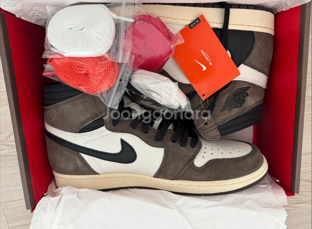나이키 조던 1 트레이비스 스캇 레트로 하이 OG SP--3