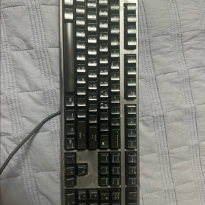 덱 헤슘 프로 청축 키보드 두개