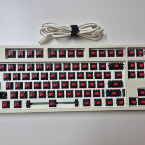 레오폴드 fc750r pd 적축 본체