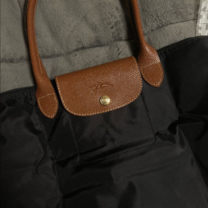 [새상품]롱샴 플리아쥬 오리지널 숄더백 M 블랙