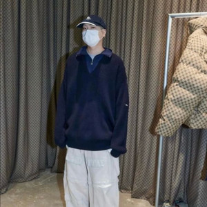 발렌시아가 레이어드 니트