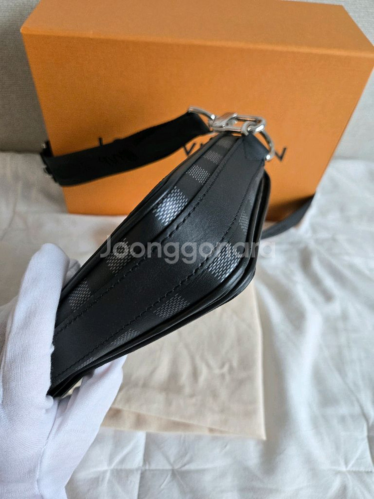 루이비통 스튜디오 메신저백--5