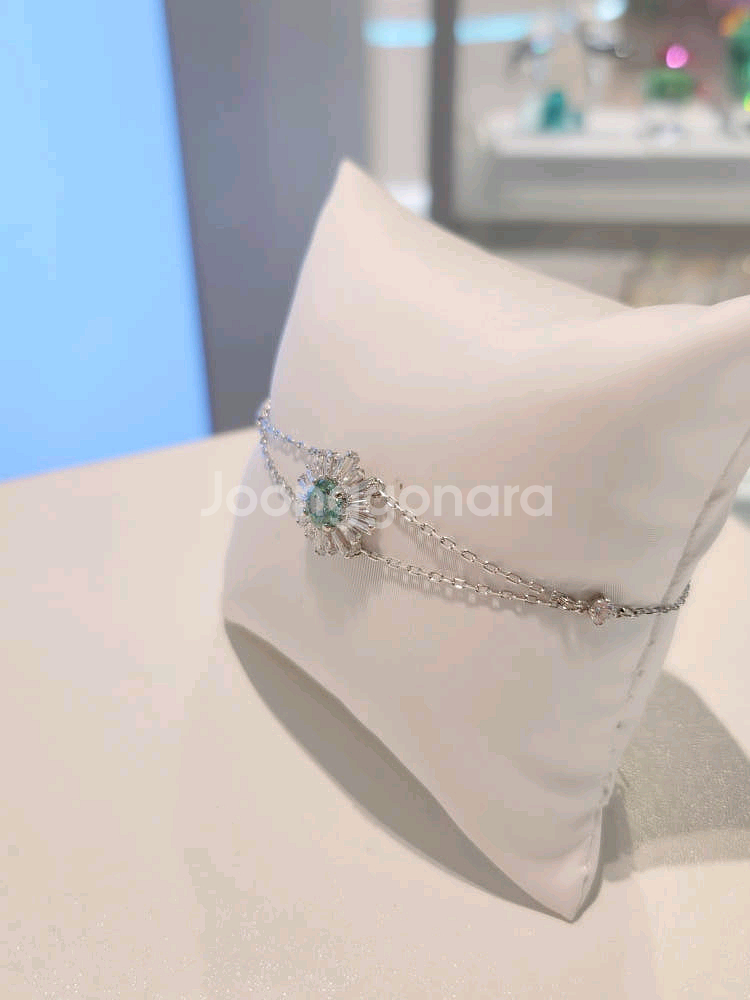 (새상품) 스와로브스키 팔찌--1