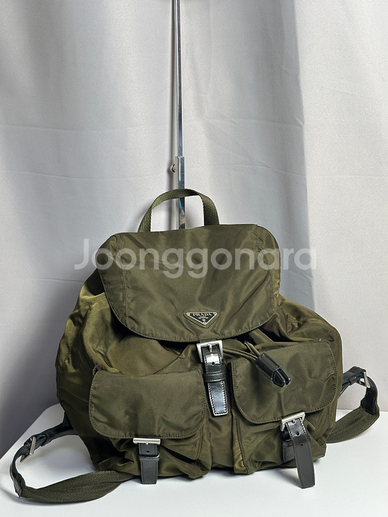 프라다 테수토 나일론 백팩 카키--1