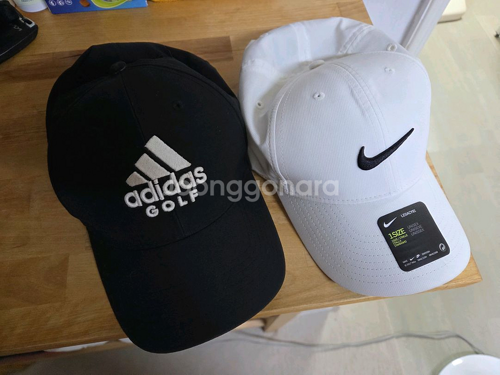 아디다스 모자 / 나이키 모자 2개 일괄 판매합니다--0