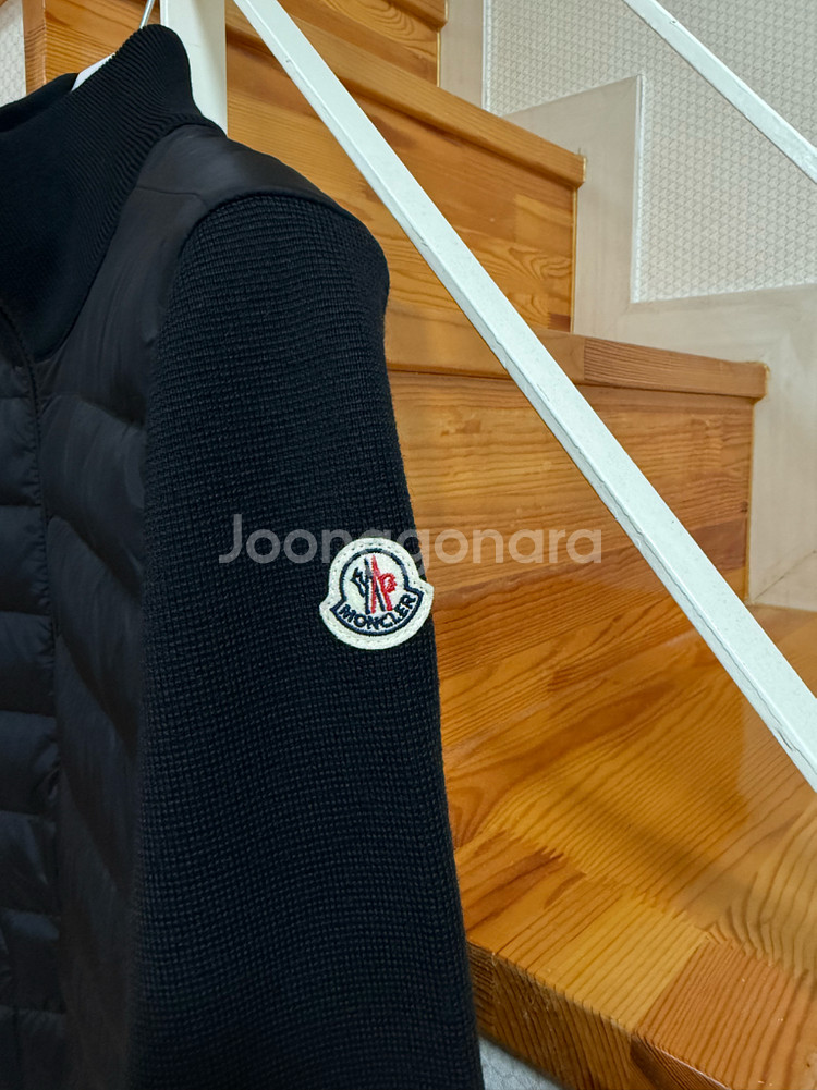 [L] 25 / 26 몽클레어 트리콧 가디건 니트패딩 블랙--2