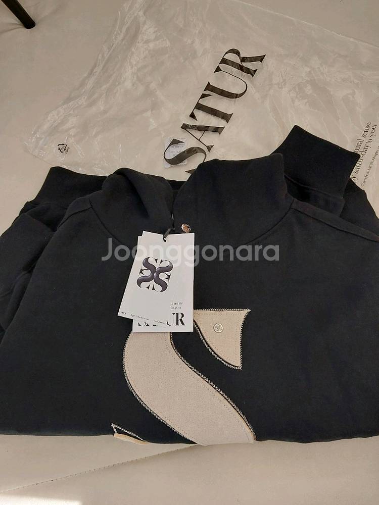 SATUR 새터 후드티 블랙 새상품--3