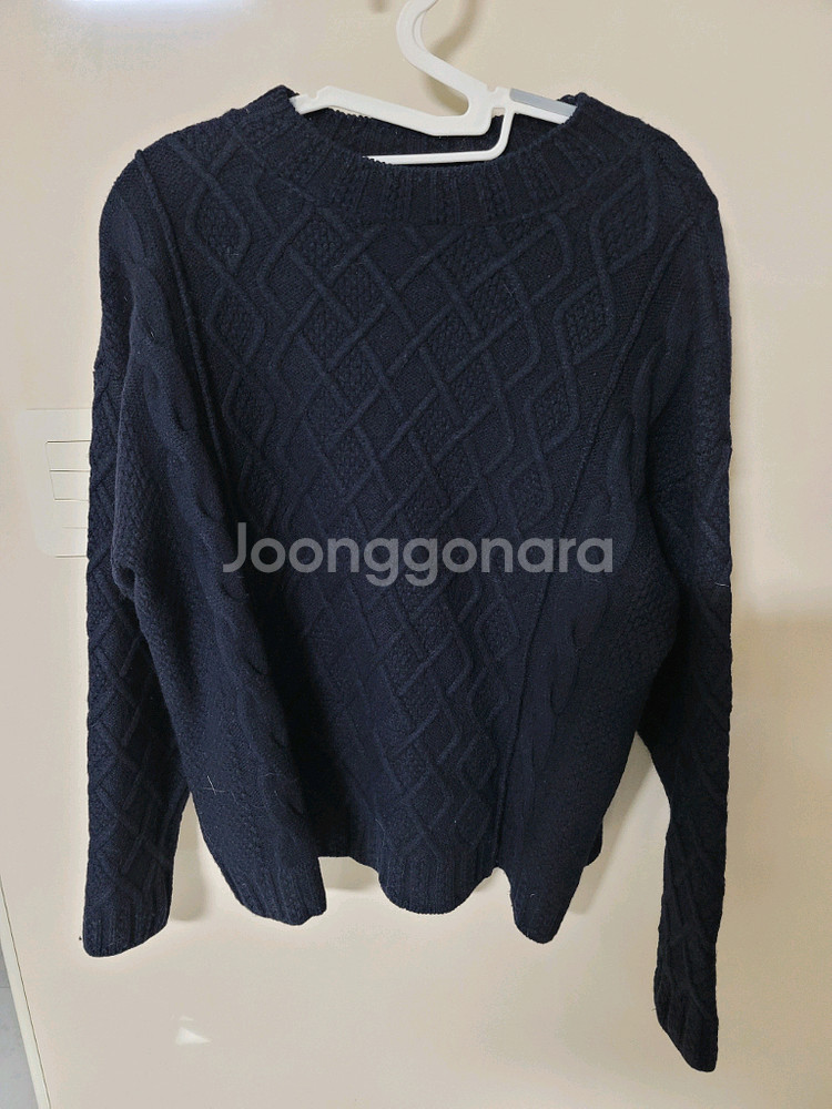 바토너 블랙 두툼 케이블 울니트 남성95~100사이즈 상태굿--0