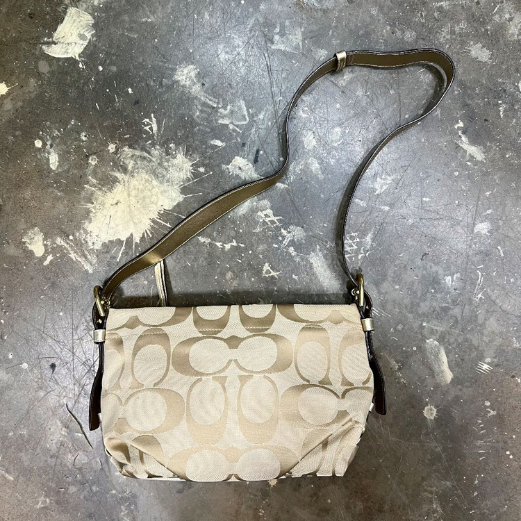 코치 CC로고 크로스백 숄더백 가방--1