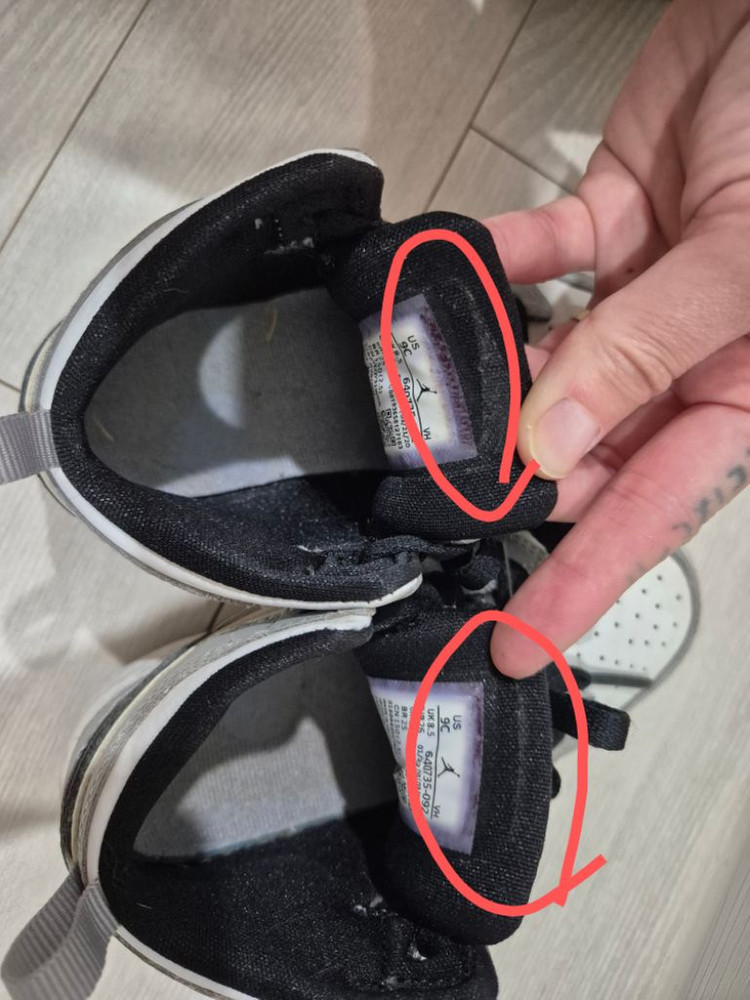 조던1 미드 라이트 스모크 그레이 td 9C 150--8