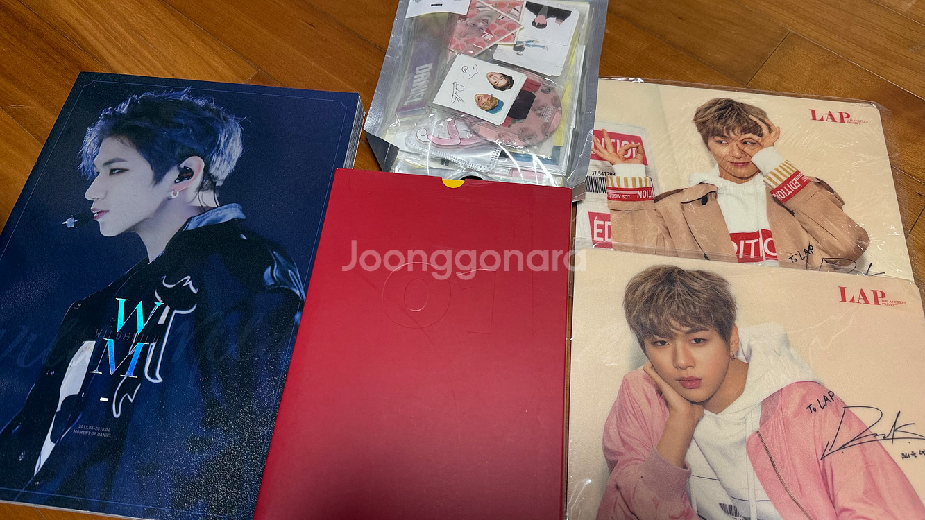 강다니엘 화보, 포토북, 기타 굿즈 일괄--5